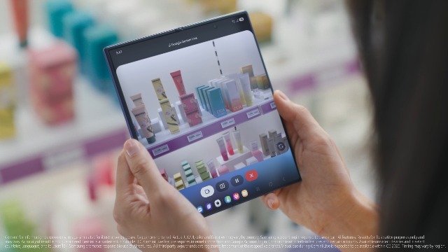 Samsung Galaxy Z Fold7 5G Mobile with Galaxy AI (Silver Shadow